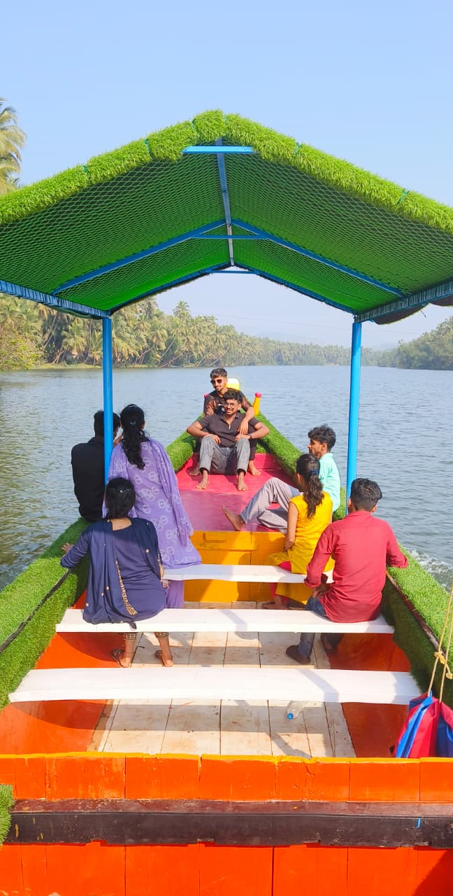 Backwater boating packages in Honnavar near Gokarna Kerala Spot