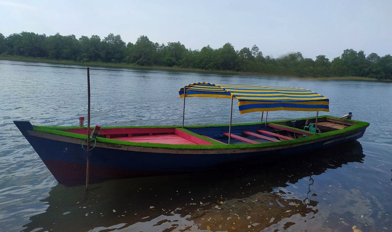 Traditional boat ride Sharavathi backwaters Karnataka near Gokarna