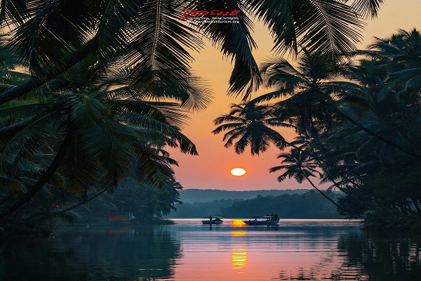 Backwater boating packages in Honnavar near Gokarna Sunrise Magic