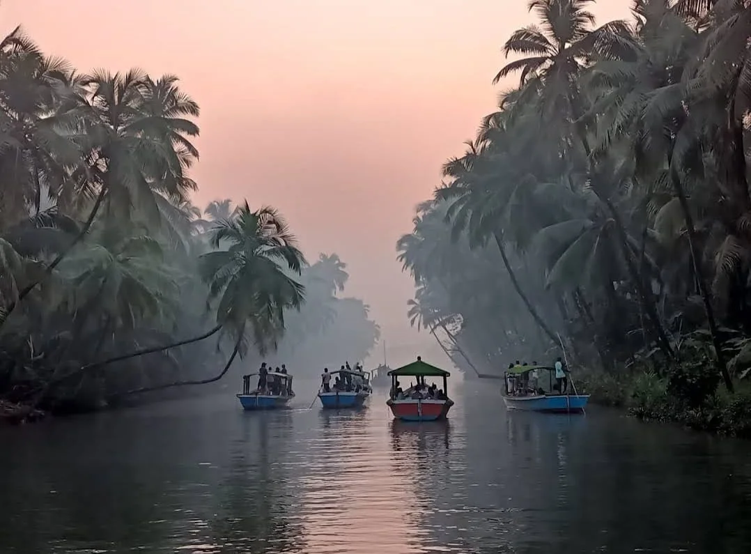 Kerala Point Honnavar backwater boating experience